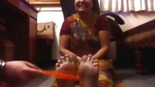 Skaistākās Lesbietes pleasuring to caurumu uz dīvāna