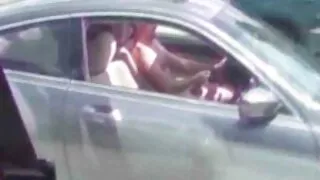 Mutvārdu un vaginālo puisis izdrāž nobriedis drauga māte virtuvē