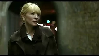 Brunete un rudmate ir kaislīgs sekss mājās