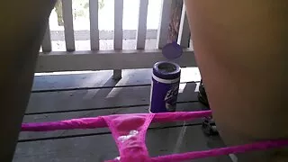 Meitene Masturbē Par cam un fucks viņas incītis ar dildo