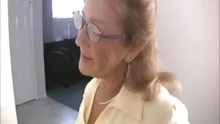 Jauns krievu meitene pārgulēja ar puisi, tostarp Anālais