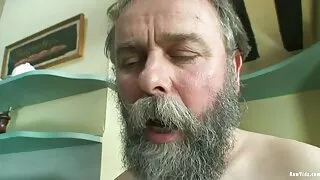 Pusaudžu Lesbietēm fucked un orgasma Berzēšanos Maksts